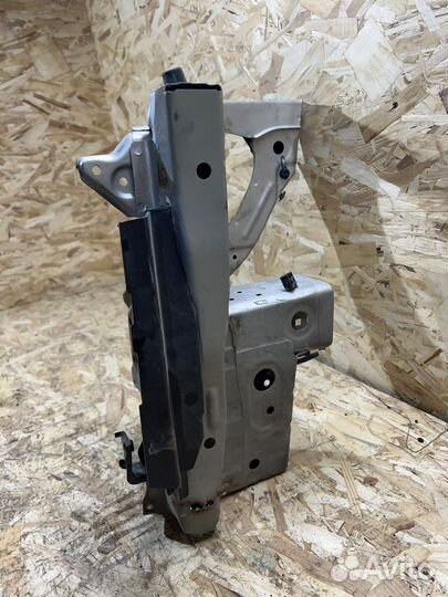 Honda civic 4 d лонжерон правый телевизор панель