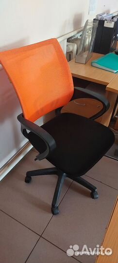 Компьютерное кресло