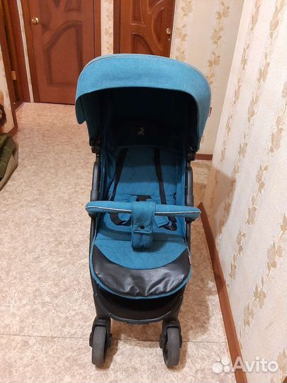Прогулочная коляска,очень удобная возить
