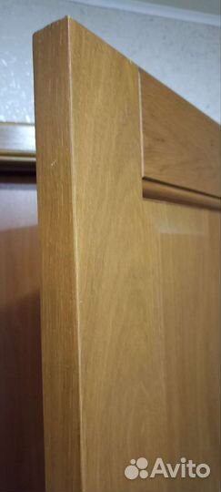 Дверь входная деревянная с коробкой