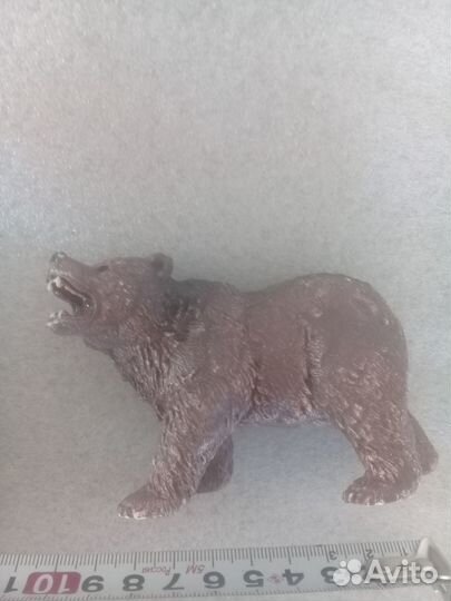 Фигурка медведя