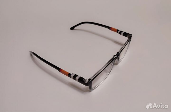 Очки для зрения + 1