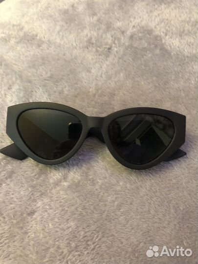 Солнечные очки женские