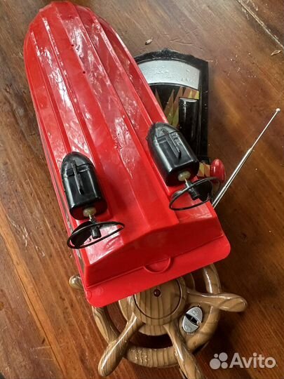 Игрушка катер радиоуправляемый