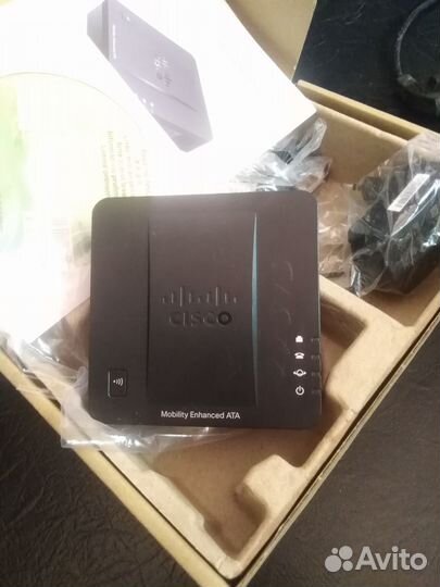 Адаптер для VoIP-телефонии Cisco SPA122