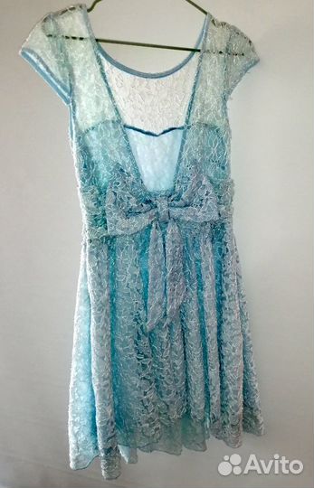 Платье женское для торжеств р-р 40