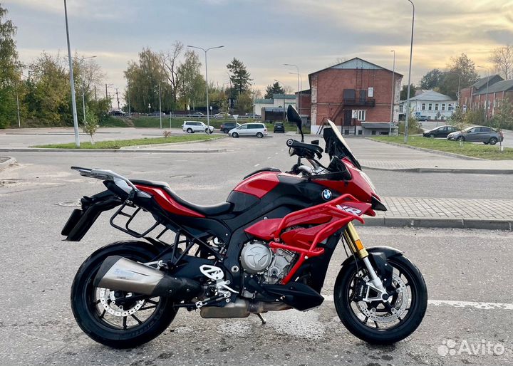 BMW S1000XR
