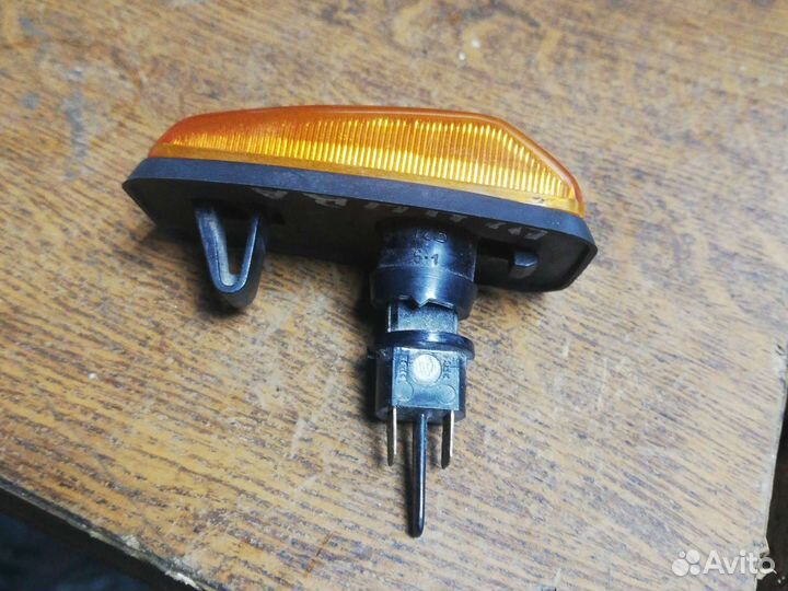 Повторитель поворотов Нива Шевроле