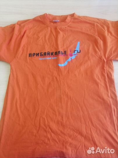 Футболка. Кепки