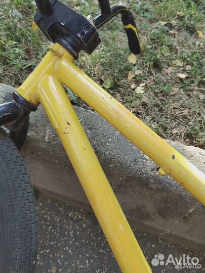 Трюковой велосипед BMX