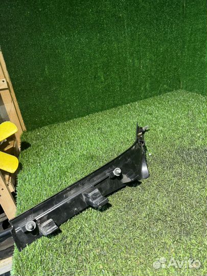 Пластик порога bmw x5 e53