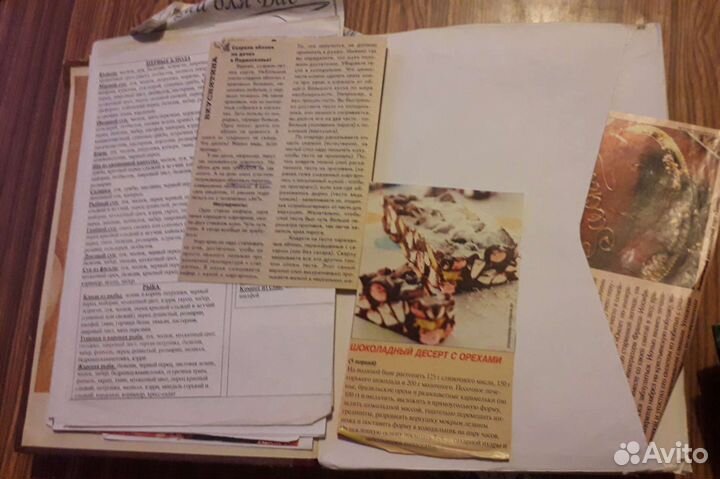 Книги и журналы с кулинарными рецептами