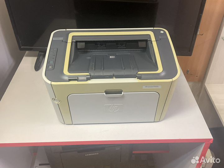 Принтер лазерный hp P1505n