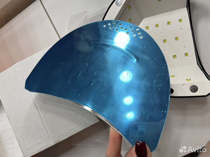 Лампа для ногтей