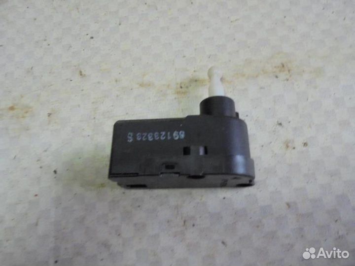 Мотор корректора фар Fiat Albea