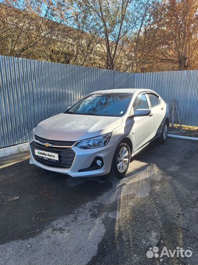 Chevrolet Onix 1.2 AT, 2023, 8 660 км