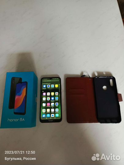 Телефон honor 8а