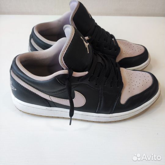 Air Jordan 1 Low 'Iced Lilac'