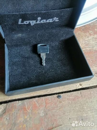 Кожух запаски suzuki