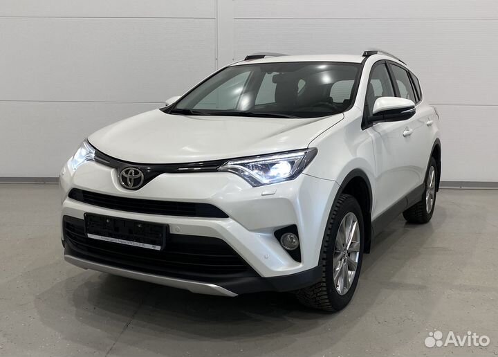 Toyota RAV4 2.2 AT, 2018, 175 003 км