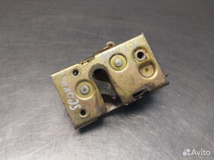 Замок двери задний левый Ford Scorpio 1 GGE N9F