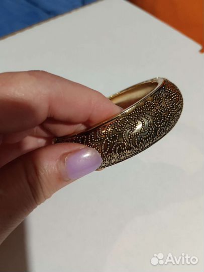 Браслет на руку