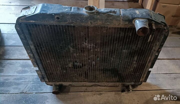Радиатор охлаждения Урал камаз