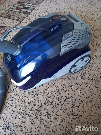 Моющий пылесос Tomas twin XT