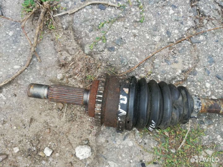 Привод передний Митсубиси Паджеро Мини 2