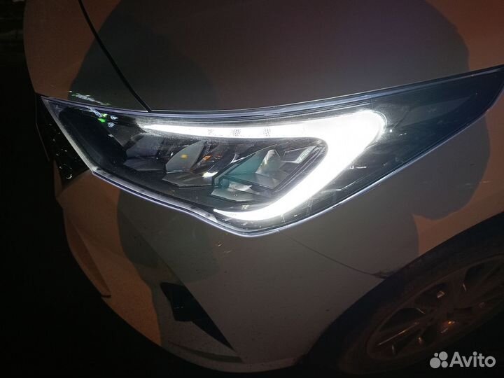 Фары передние на hyundai solaris 2 LED