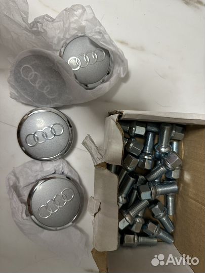 Болты и колпачки для дисков