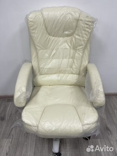 Кресло офисное для персонала