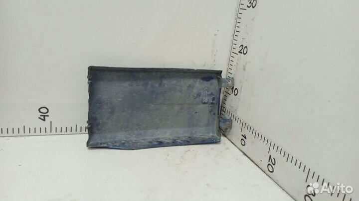 Накладка (ресничка) под фары левая