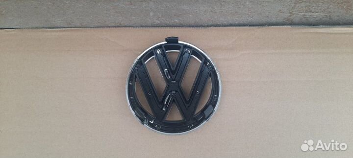 Эмблема передняя Volkswagen Polo 5 2009-2015
