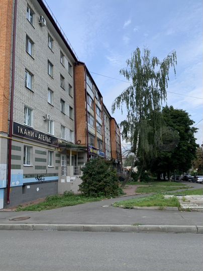 2-к. квартира, 42 м², 5/5 эт.