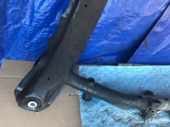 Подрамник передний Honda Pilot YF4 J35Z4 2011