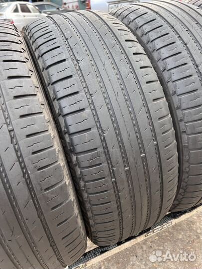 Nokian Tyres Hakka Blue SUV 235/60 R18 107H