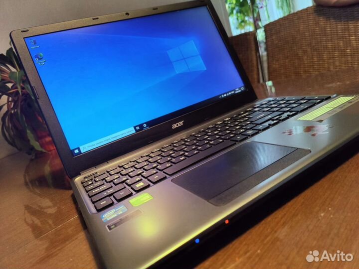 Acer aspire E1-570g 8GB SSD 240GB
