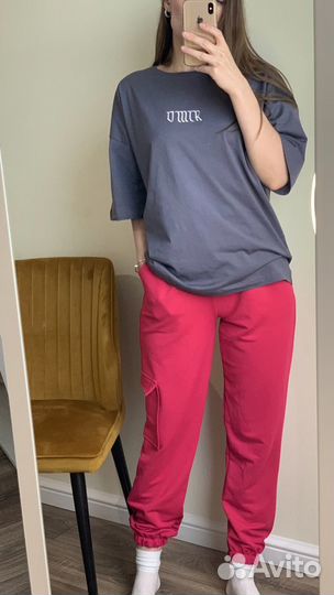 Женский спортивный костюм