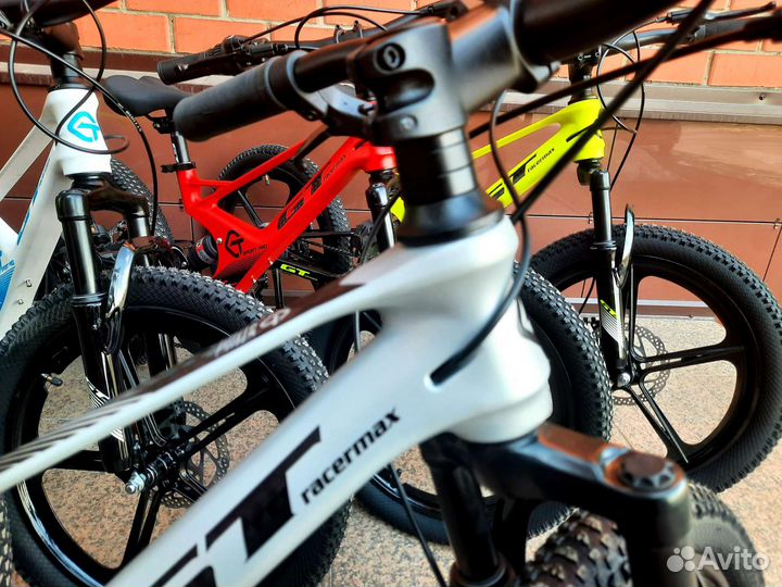 Велосипед GT