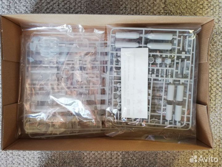 Модель вертолета ми 24П 1/48