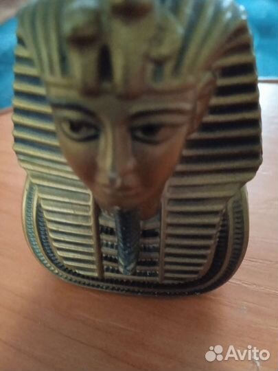 Зажигалка, приобретена в Египте