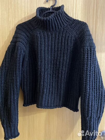 Свитер женский