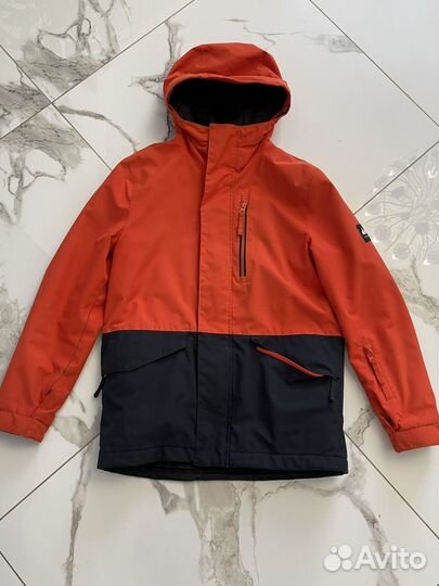 Куртка для сноуборда или горных лыж