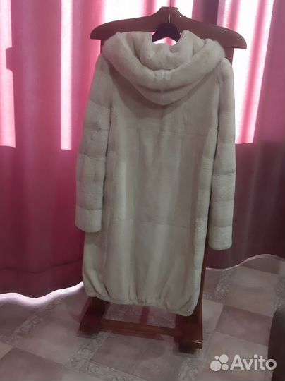 Шуба женская натуральная 42 44