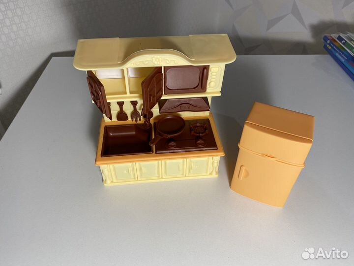 Новый дом для лол. 2 разных