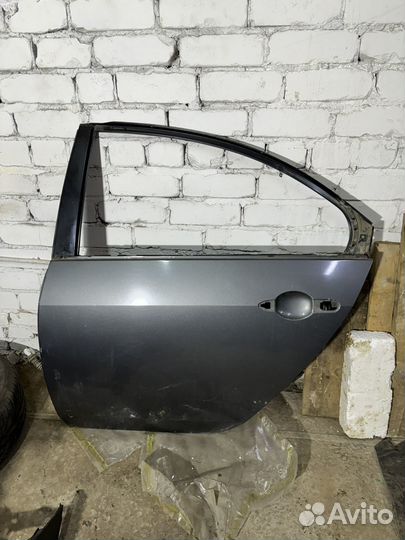 Дверь задняя левая Nissan Primera P12