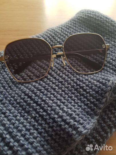 Солнцезащитные очки Gucci