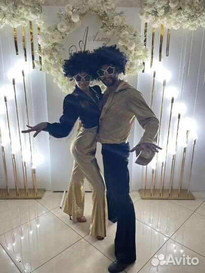 Танцоры на праздник