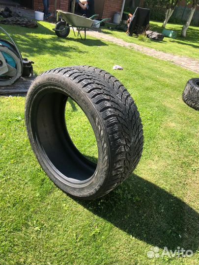 Nokian Tyres Hakkapeliitta 9 SUV 275/45 R20 110T